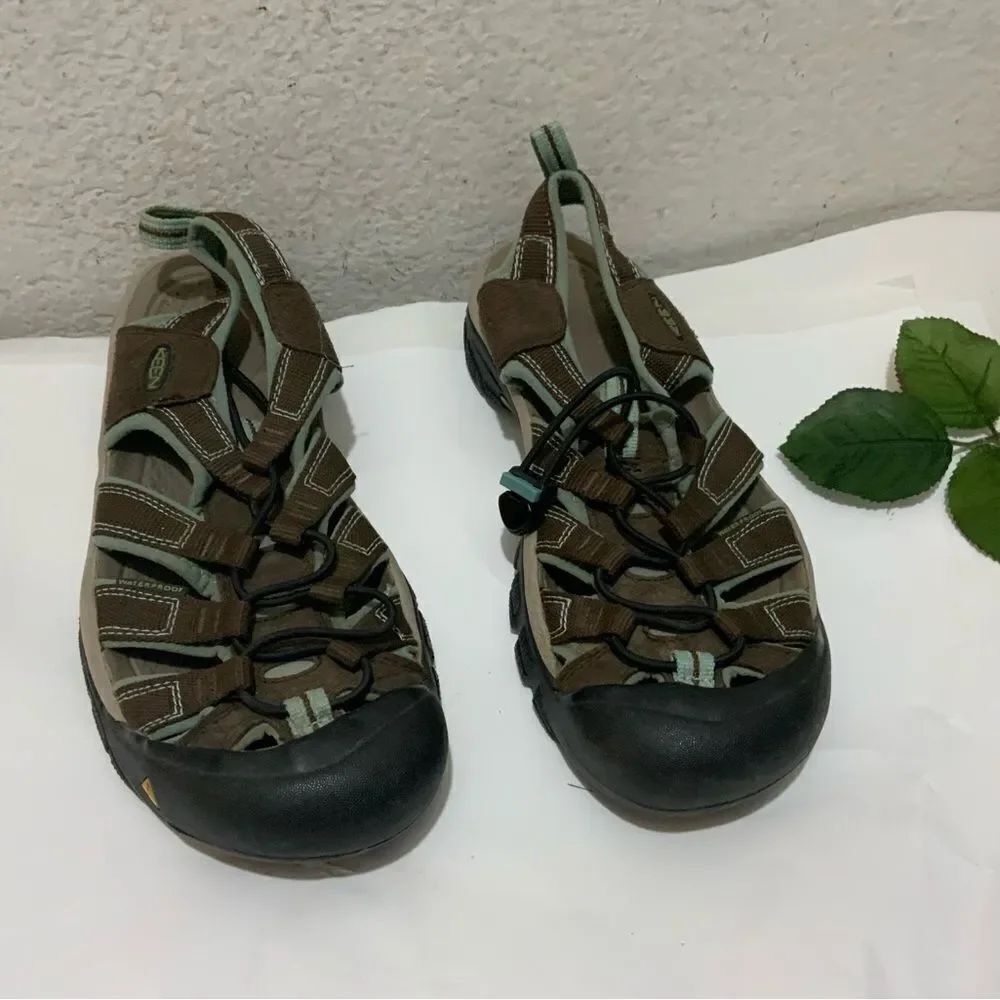 Keen Brown Hiking Water Sandals Shoes Women’s Size 8